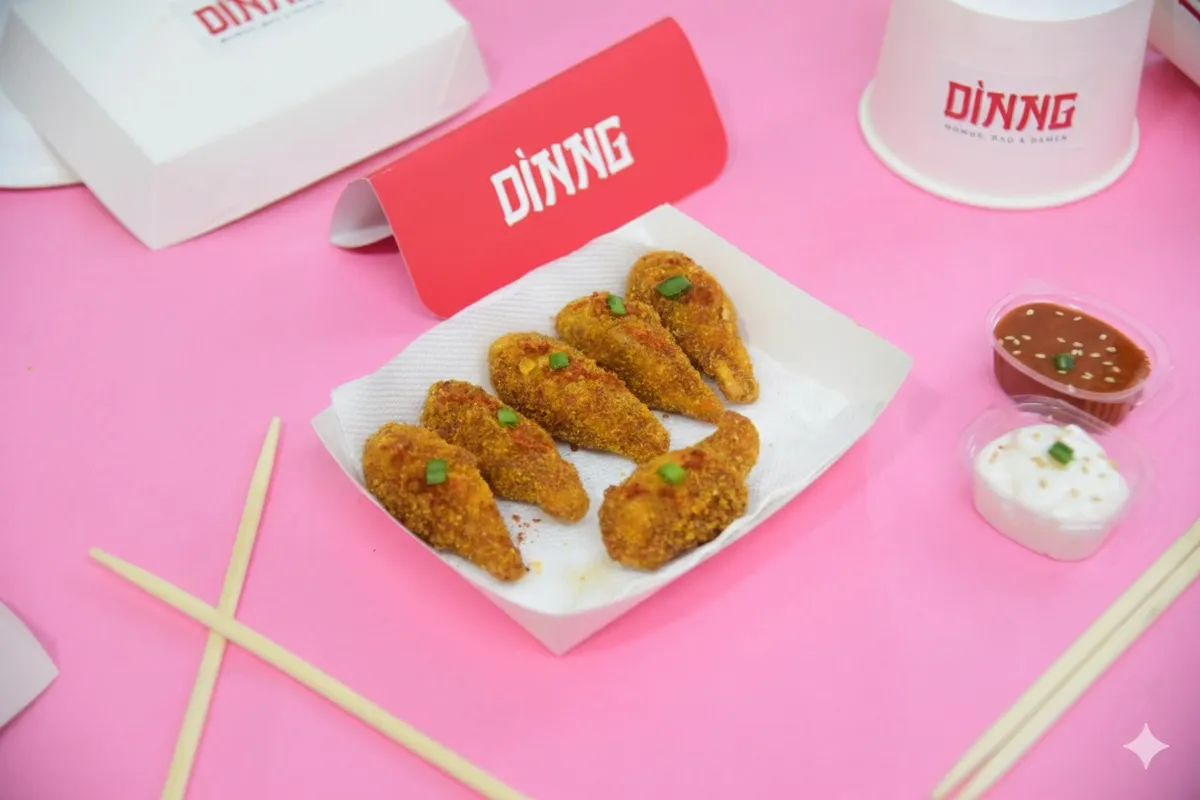 Dinng® Veg Crispy Momo — 100% vegetarian crispy momos